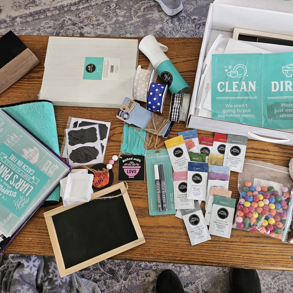 Crafting Kit with Chalkboard and Accessories